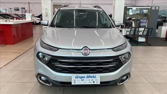 FIAT TORO 1.8 16V EVO FLEX FREEDOM AT6 FIAT TORO 1.8 16V EVO FLEX FREEDOM AT6